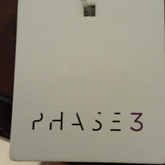 Phase3 wristlet - Picture 5 of 6